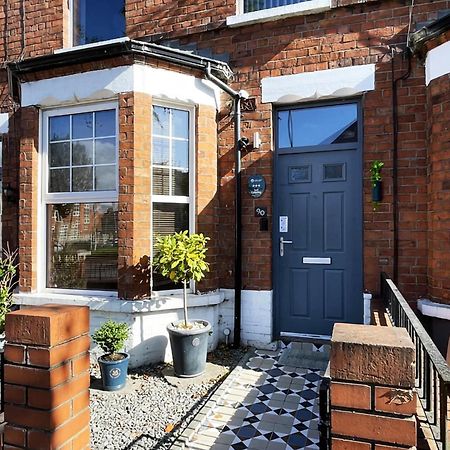 Titanic The Lady -Free Parking Villa Belfast Luaran gambar